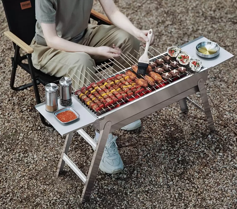 Estufa de barbacoa de carbón plegable minimalista