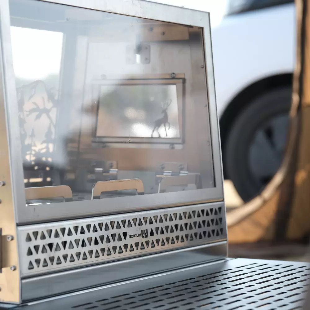 Horno de leña para exteriores Honeycomb Totem