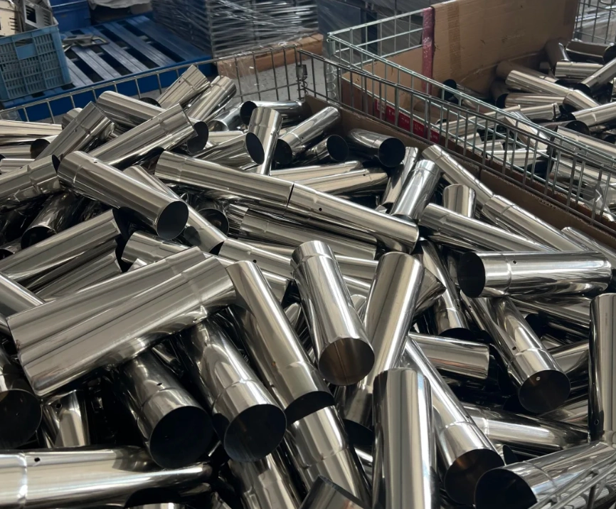 Cómo instalar un tubo de humos en una estufa de lona