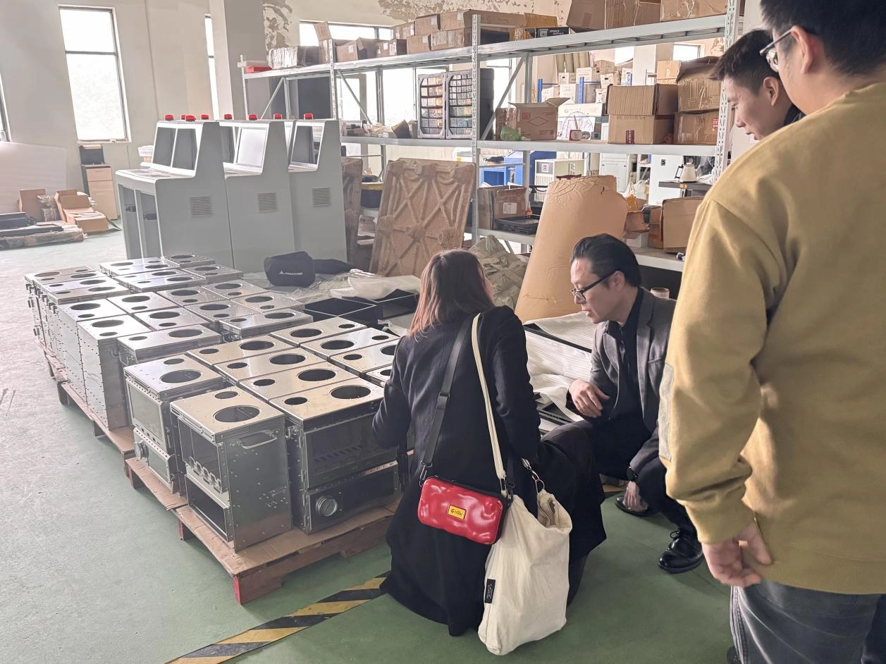 Delegación de marcas canadienses de artículos para actividades al aire libre visita Tuoshenghe Delegación de marcas canadienses de artículos para actividades al aire libre visita Tuoshenghe