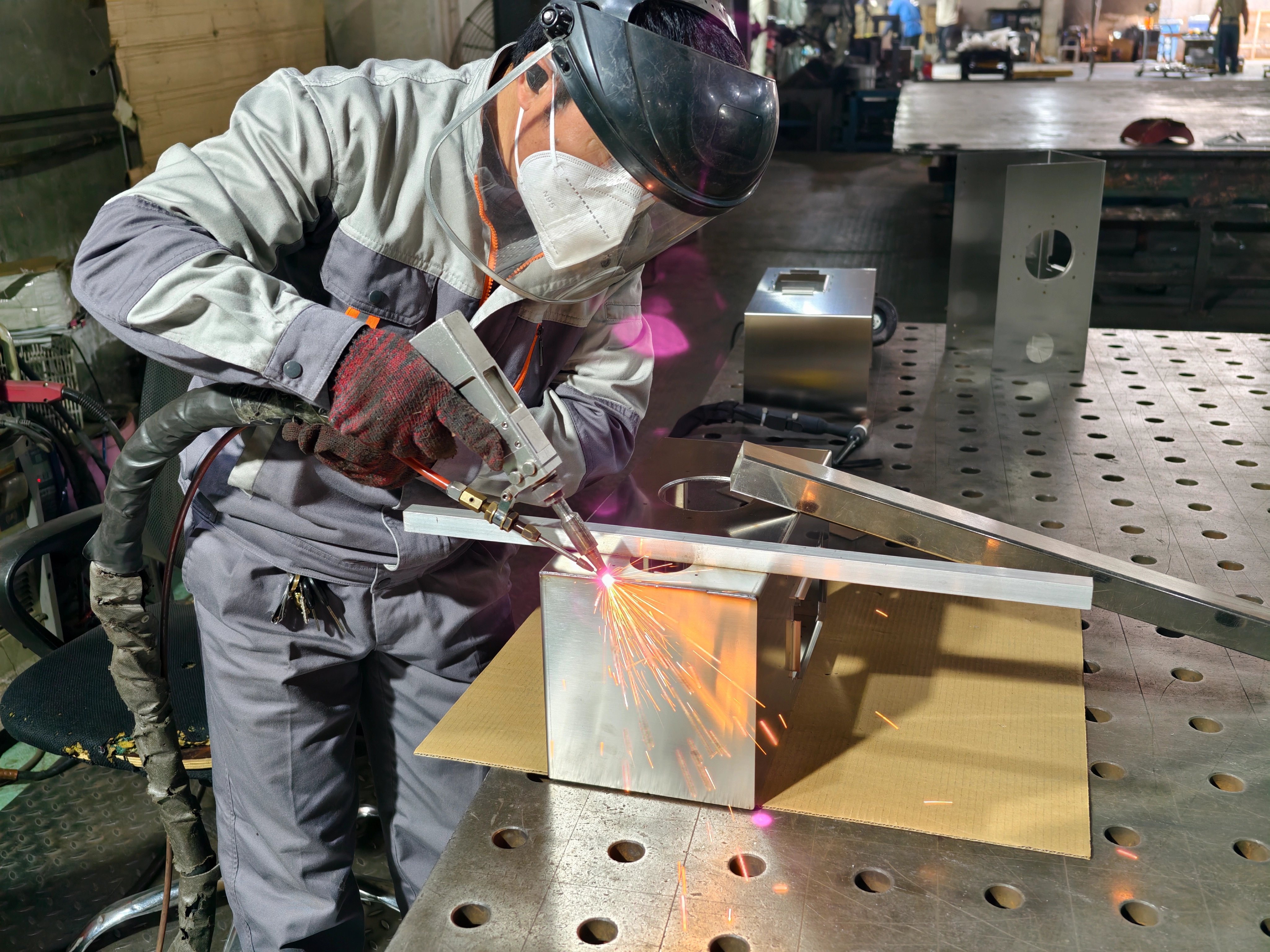 INBESTCAMP personaliza un lote de estufas de acero inoxidable 304 para tiendas de campaña para un cliente iraquí INBESTCAMP personaliza un lote de estufas de acero inoxidable 304 para tiendas de campaña para un cliente iraquí